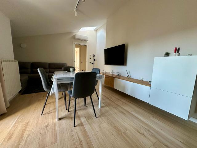 Appartamento in affitto di 65 m² in Via Belvedere, 10