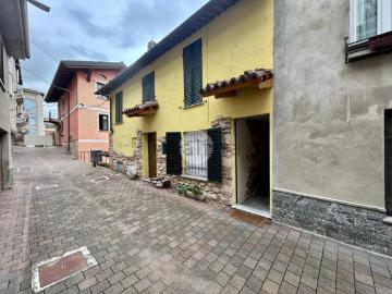 Appartamento in affitto di 65 m² in Via Cesare Battisti