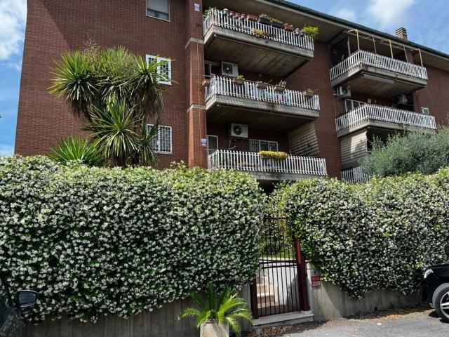 Appartamento in affitto di 65 m² in Via del Fontanile Anagnino