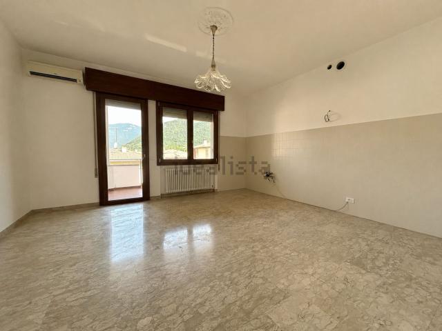 Appartamento in affitto di 65 m² in Via Domenico Bortoli