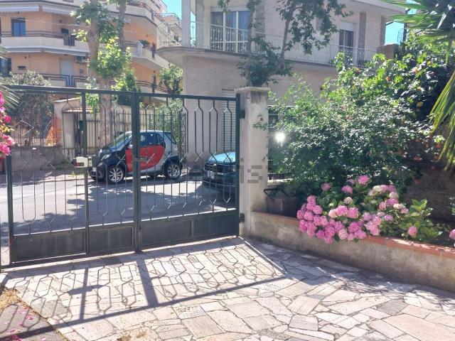 Appartamento in affitto di 65 m² in Via Domenico Caraceni, 19