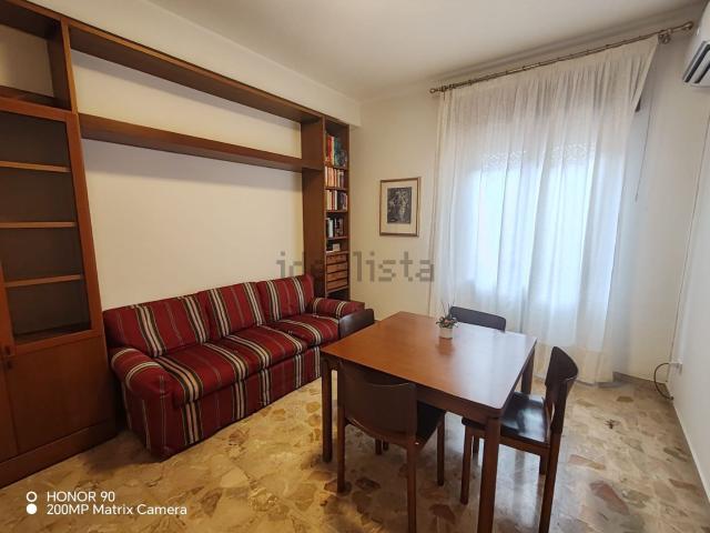 Appartamento in affitto di 65 m² in Via Etnea, 688