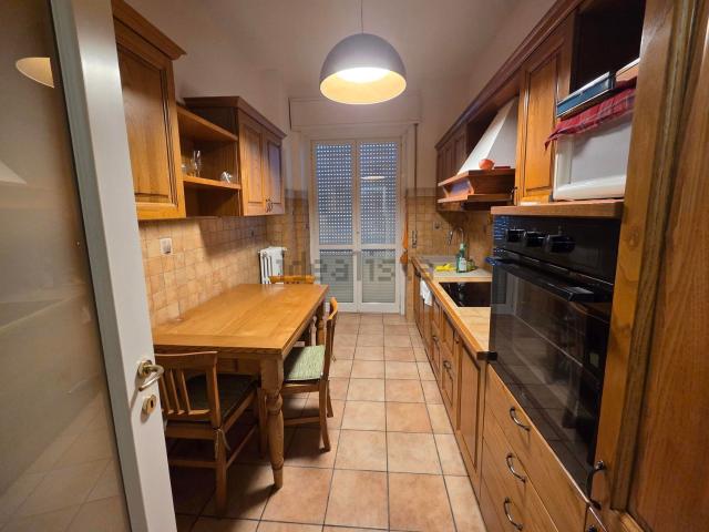 Appartamento in affitto di 65 m² in Via Francesco Domenico Guerrazzi, 1