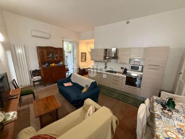 Appartamento in affitto di 65 m² in Via Garibaldi, 27