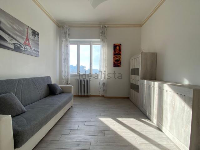 Appartamento in affitto di 65 m² in Via Giulio Monteverde, 5