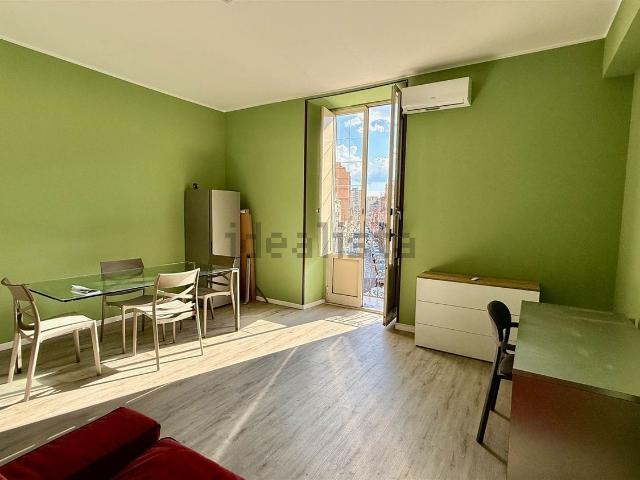 Appartamento in affitto di 65 m² in Via Giuseppe Borrello, 96
