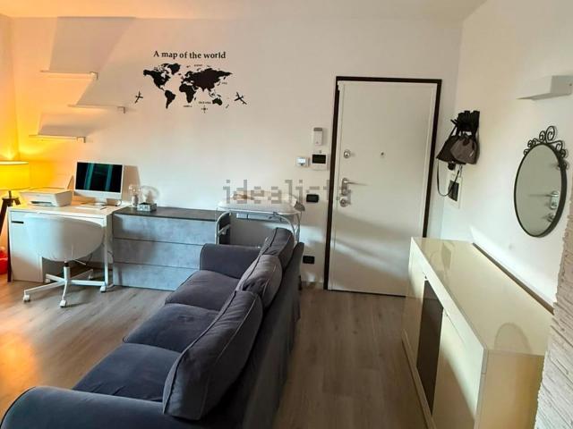 Appartamento in affitto di 65 m² in Via IV Novembre