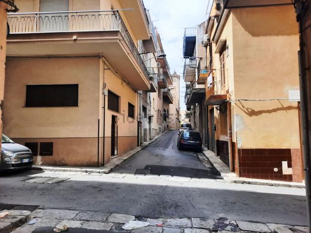 Appartamento in affitto di 65 m² in Via la Corte, 2