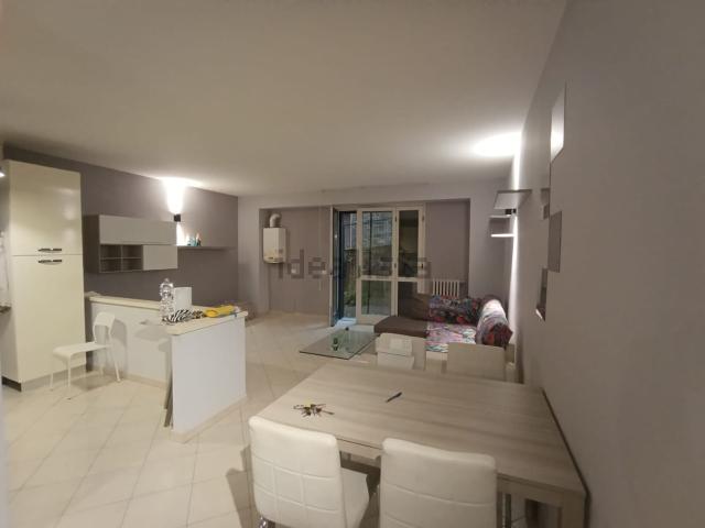 Appartamento in affitto di 65 m² in Via Lungo Taro Imbriani