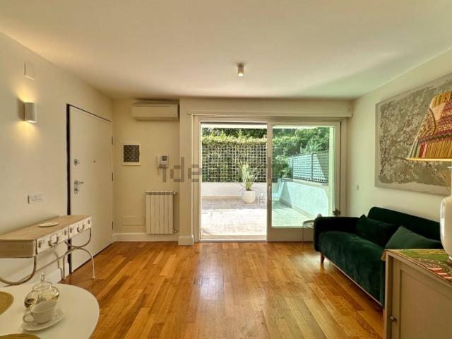 Appartamento in affitto di 65 m² in Via Massimi