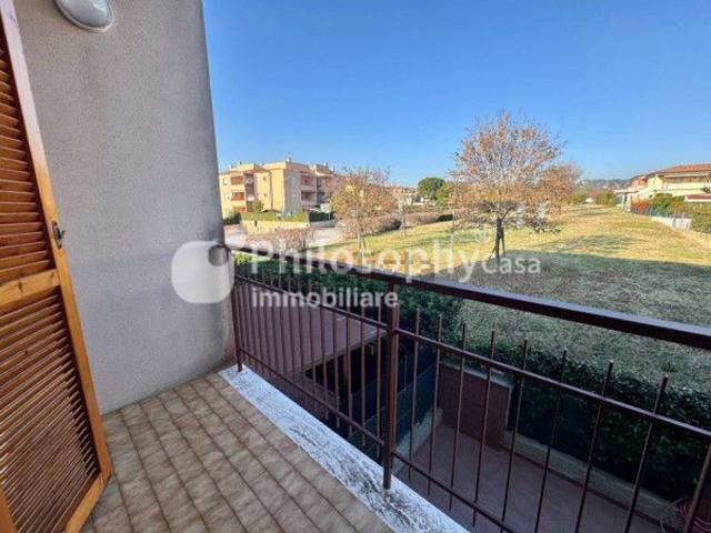 Appartamento in affitto di 55 m² in Via Modena