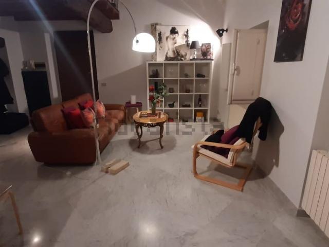 Appartamento in affitto di 65 m² in Via Nicolò Girardengo