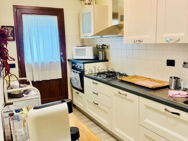 Appartamento in affitto di 65 m² in Via Roma
