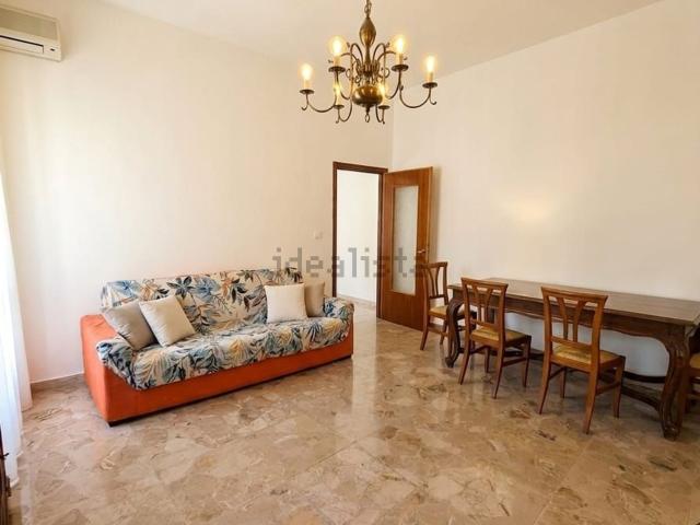Appartamento in affitto di 65 m² in Via Scanaroli