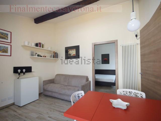 Appartamento in affitto di 65 m² in Via Santa Felicita, 19