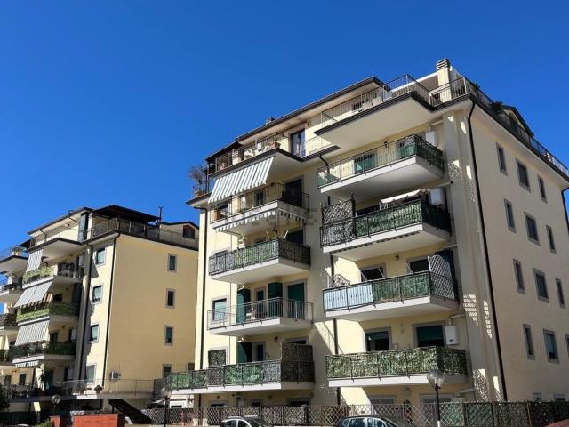 Appartamento in affitto di 65 m² in Via Sferracavalli