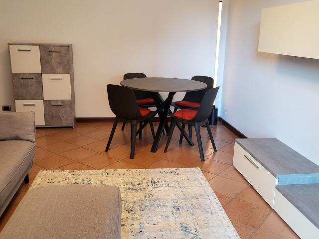 Appartamento in affitto di 65 m² in Viale Certosa, 60