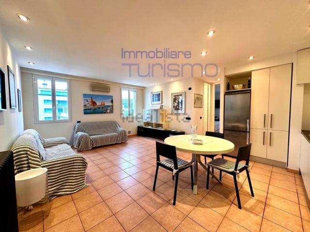 Appartamento in affitto di 70 m² in Viale Ippolito Nievo