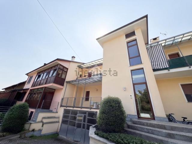 Appartamento in affitto di 66 m² in Frazione Benne, 7