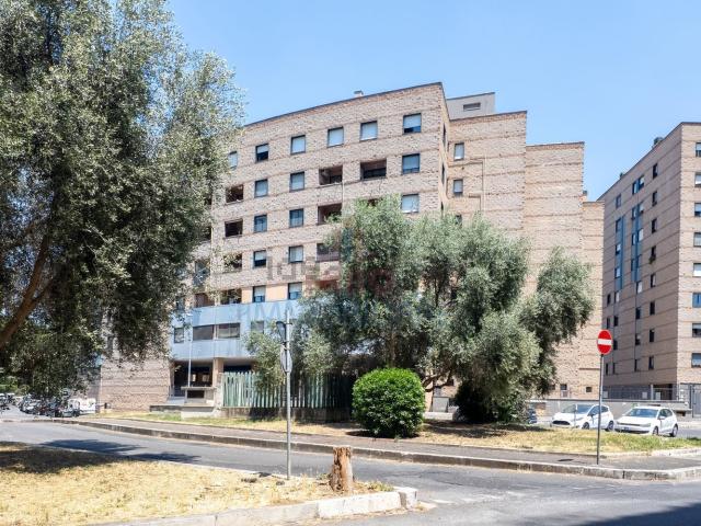 Appartamento in affitto di 66 m² in Via Andrea Solario, 77