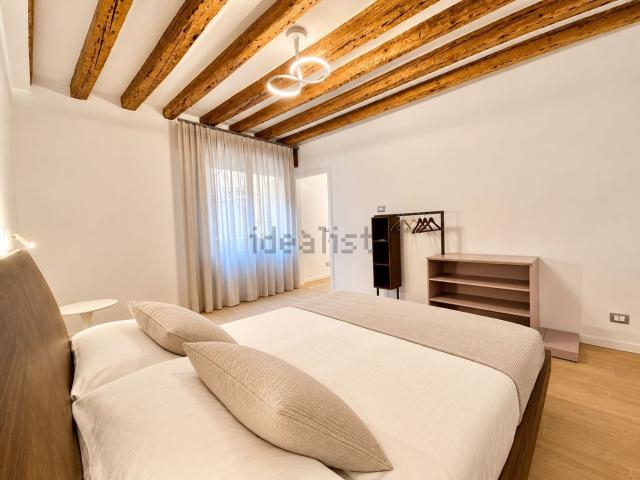 Appartamento in affitto di 68 m² in Calle Verdi, 4343
