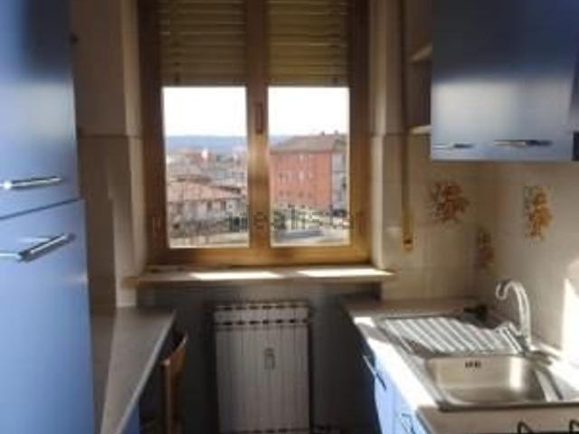 Appartamento in affitto di 68 m² in Via Circonvallazione