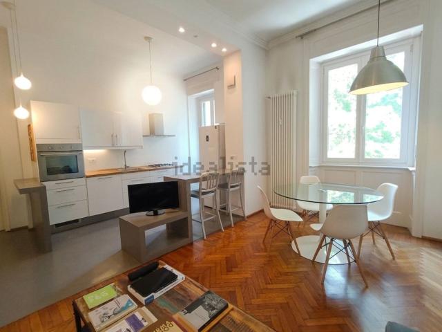 Appartamento in affitto di 68 m² in Via Giovanni Pascoli, 56