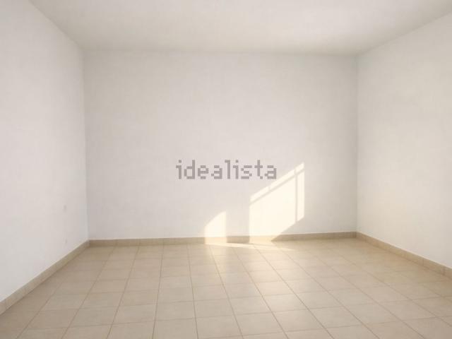 Appartamento in affitto di 68 m² in Via Roma