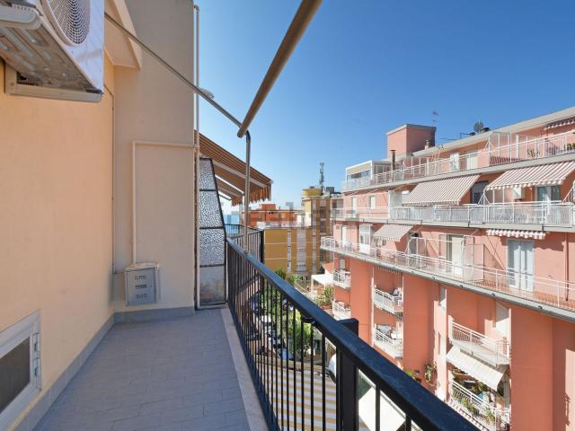 Appartamento in affitto di 68 m² in Via Sicilia, 9
