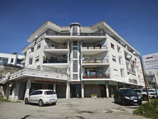 Appartamento in affitto di 69 m² in Via Trieste, 44