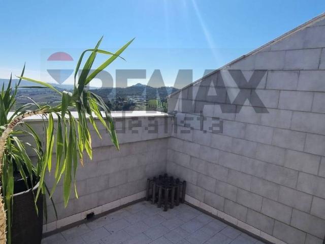 Appartamento in affitto di 69 m² in Via Giuseppe Cinnirella, 37