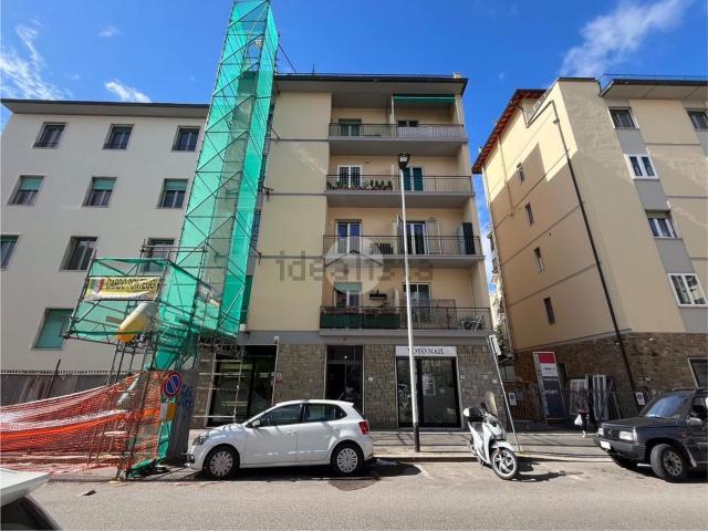 Appartamento in affitto di 69 m² in Viale Eleonora Duse, 7