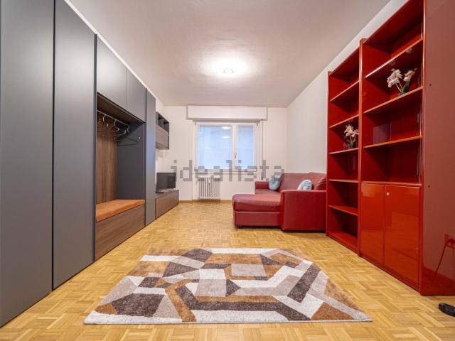 Appartamento in affitto di 73 m² in Via Caimi, 6