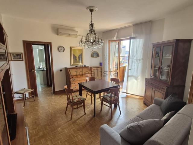 Appartamento in affitto di 73 m² in Via Dora Baltea