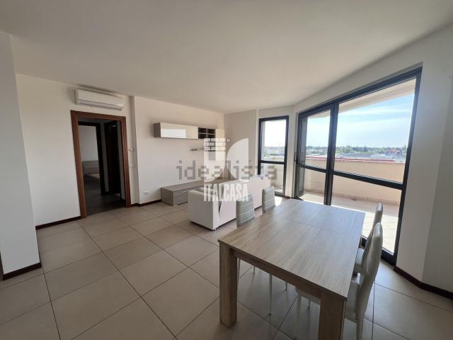 Appartamento in affitto di 73 m² in Via Nobel