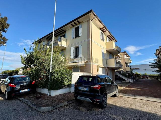 Appartamento in affitto di 73 m² in Via Rubicone, 51