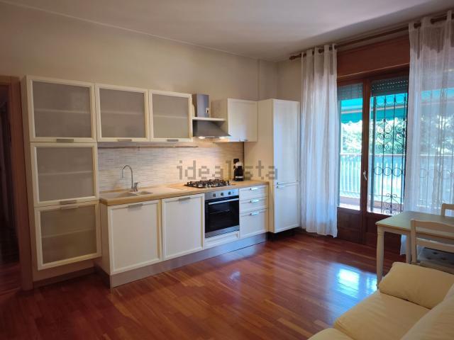 Appartamento in affitto di 73 m² in Viale Giovanni Suzzani, 12