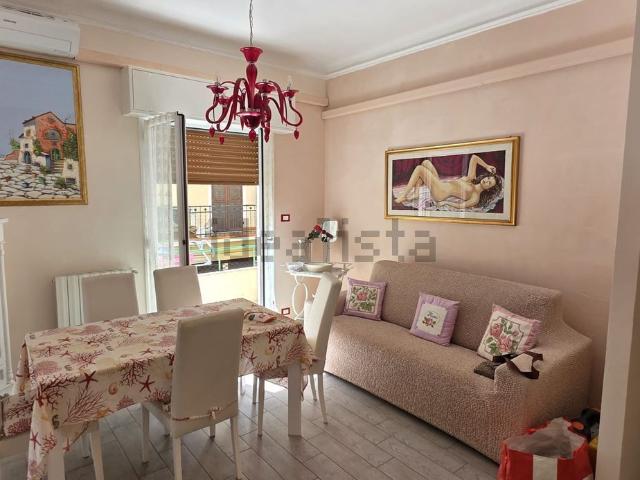 Appartamento in affitto di 70 m² in Corso degli Inglesi