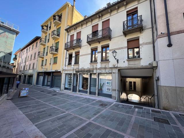 Appartamento in affitto di 70 m² in Corso della Repubblica, 12