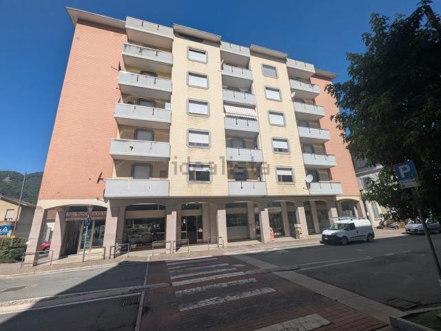 Appartamento in affitto di 70 m² in Corso Pietro Rolandi, 61