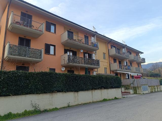 Appartamento in affitto di 70 m² in Frazione Paggese, 119