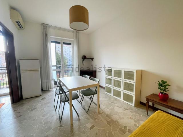Appartamento in affitto di 70 m² in Largo Oreste Murani, 2