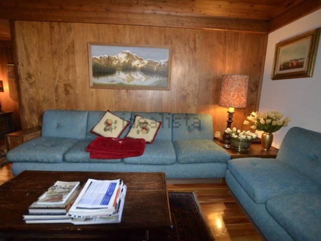 Appartamento in affitto di 70 m² in Località La Riva, 53