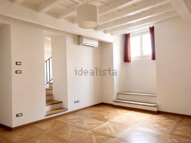 Appartamento in affitto di 70 m² in Piazza Venezia, 5