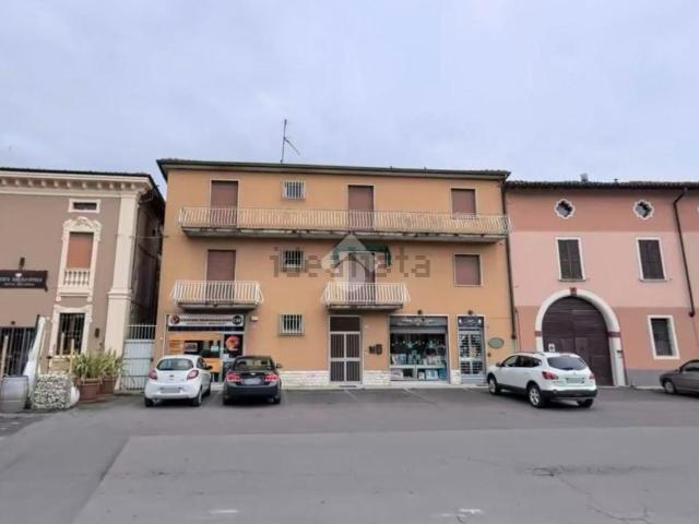 Appartamento in affitto di 70 m² in Piazza G. Garibaldi, 16