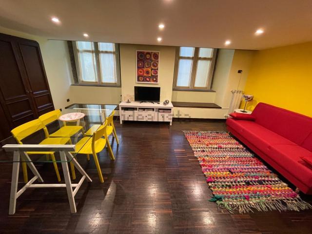Appartamento in affitto di 70 m² in Piazza Santa Maria la Nova