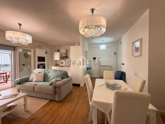 Appartamento in affitto di 70 m² in Vicolo in Arcione, 11