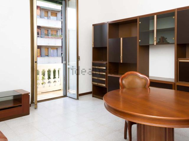 Appartamento in affitto di 70 m² in Via Termopili