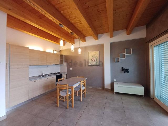 Appartamento in affitto di 70 m² in Via B. Croce