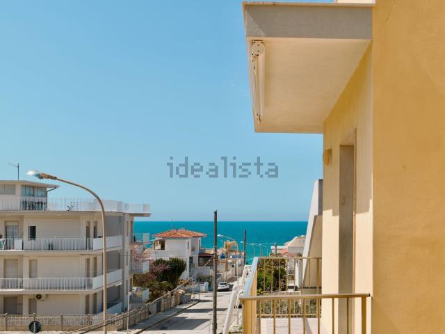 Appartamento in affitto di 70 m² in Via Camogli, 14